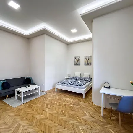 Διαμέρισμα Csillagpor Vendeghaz - Toertenelmi Belvarosaban *